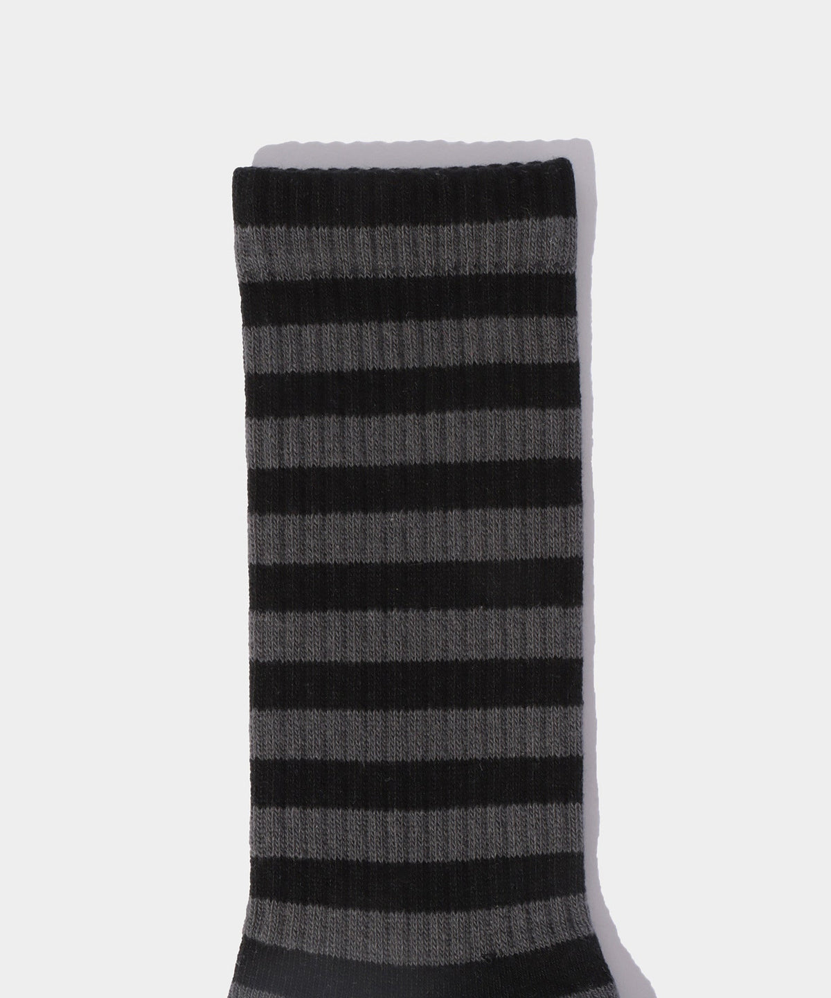 agnes b. CHAUSSETTE- V.A. ONLINE STORE