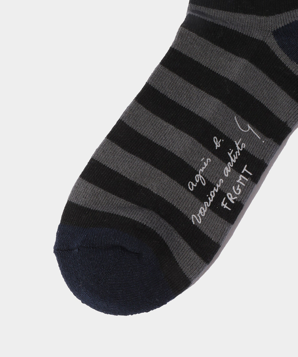 agnes b. CHAUSSETTE- V.A. ONLINE STORE