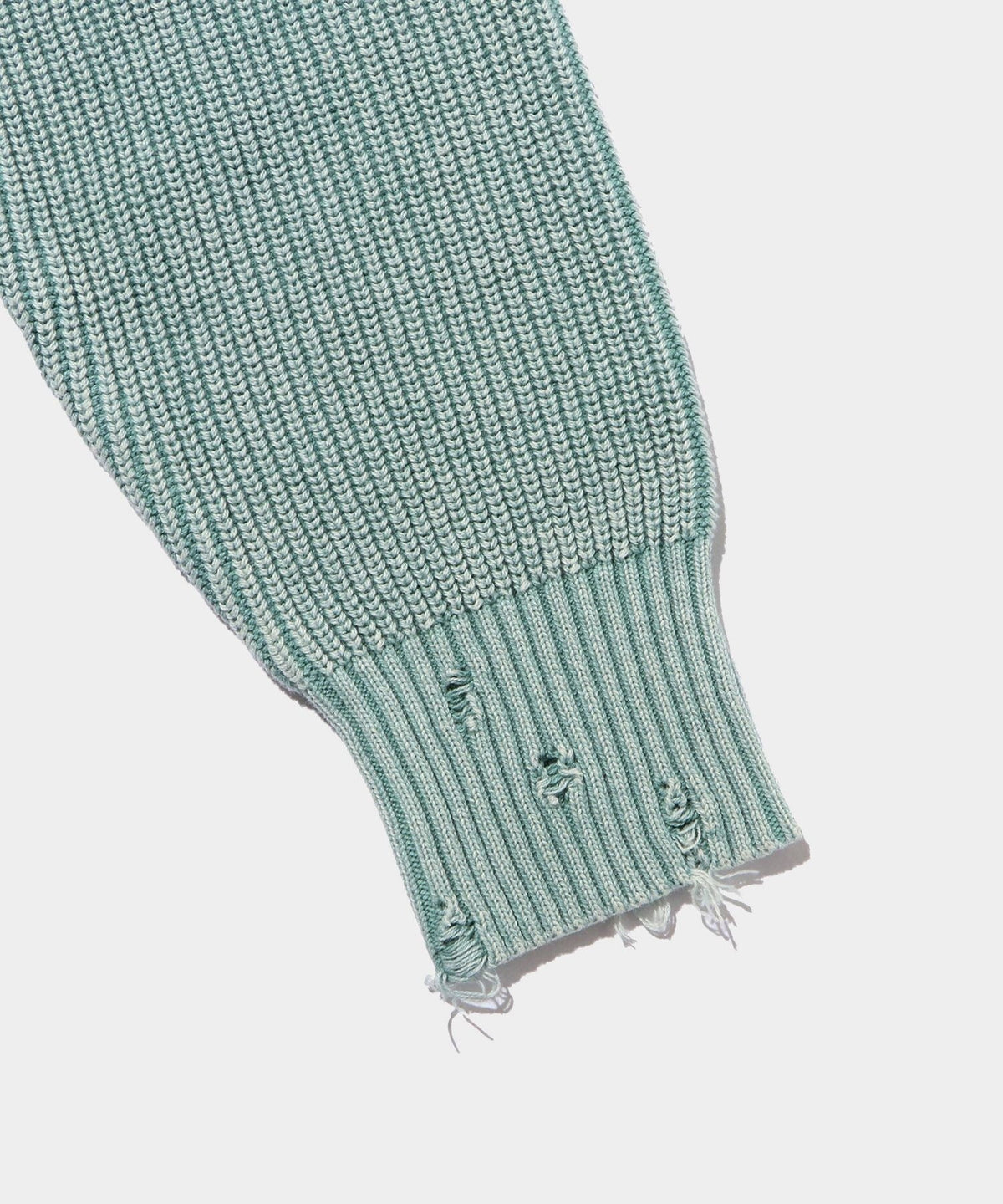 Fade Color Crew Knit- V.A. ONLINE STORE