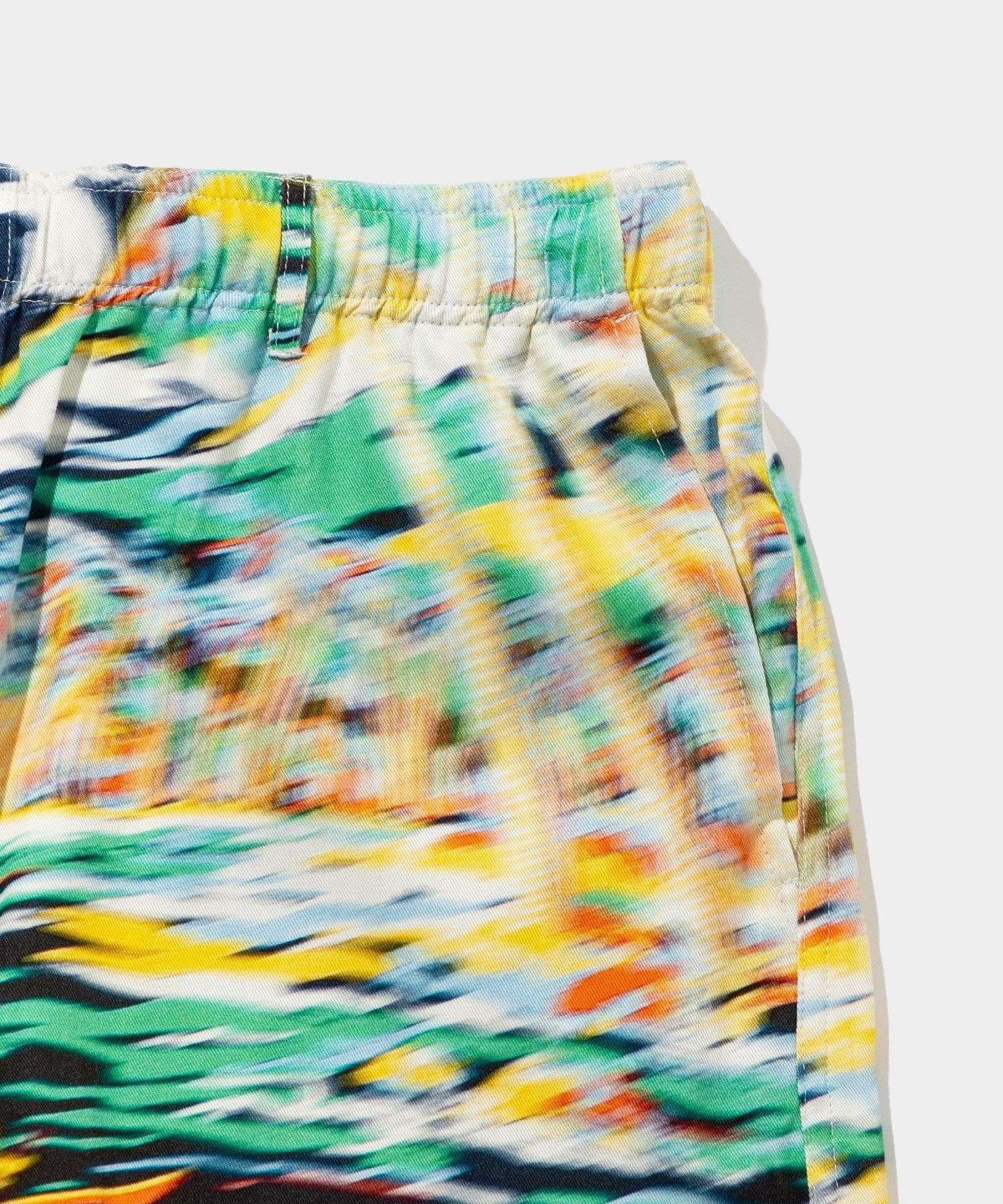 Blurred Rayon Half Pants (palm tree)- V.A. ONLINE STORE