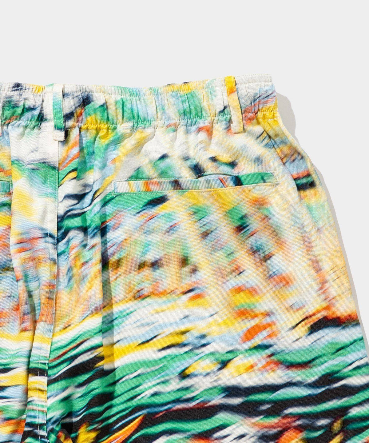 Blurred Rayon Half Pants (palm tree)- V.A. ONLINE STORE