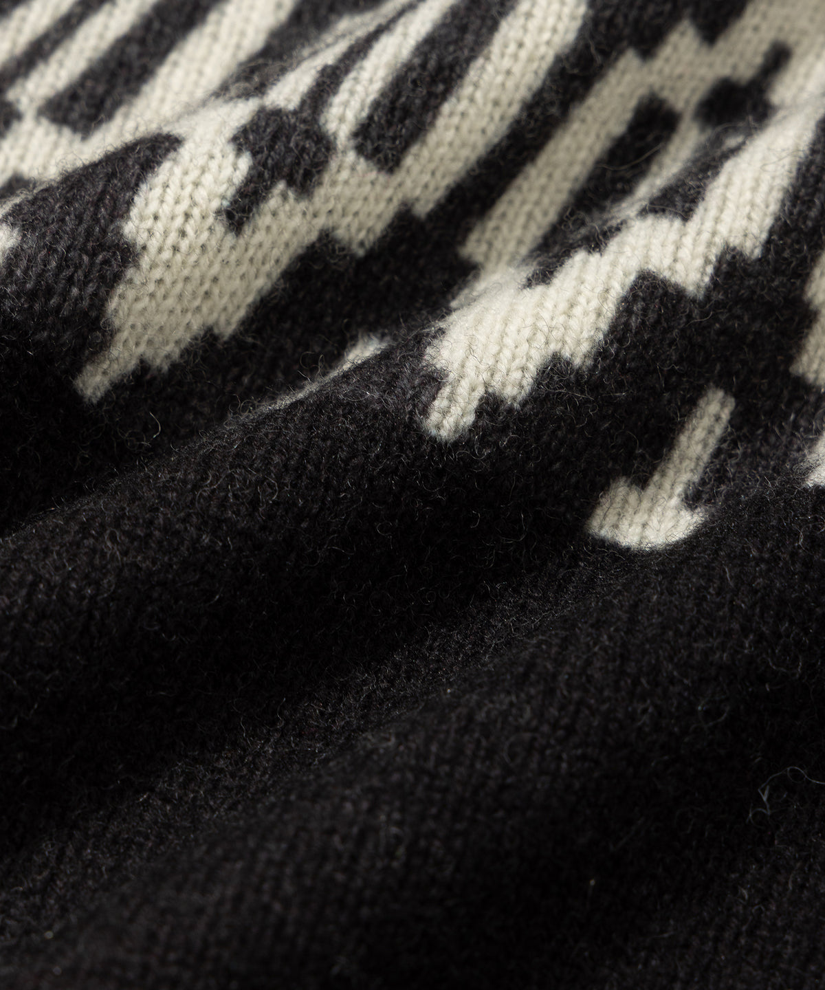 Print Ski Crew Sweater- V.A. ONLINE STORE