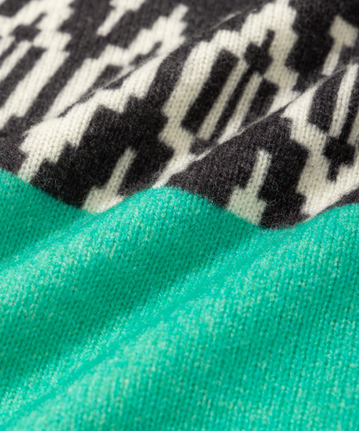Print Ski Crew Sweater- V.A. ONLINE STORE