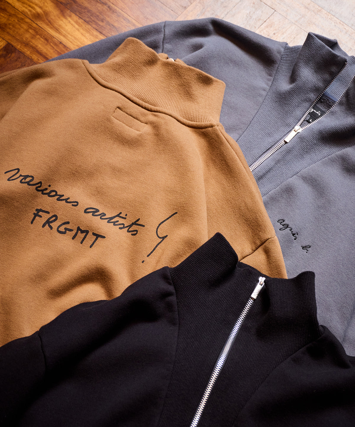 agnes b. SWEAT ZIP- V.A. ONLINE STORE