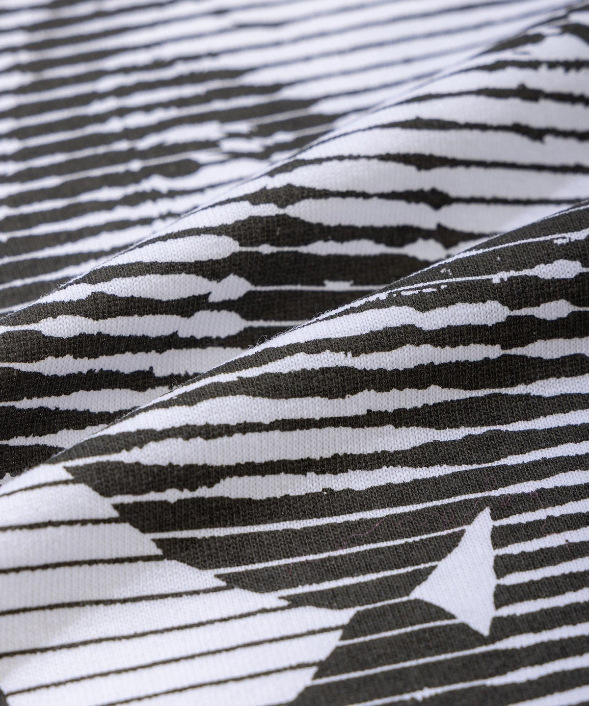 Champion S/S Tee - 010A- V.A. ONLINE STORE