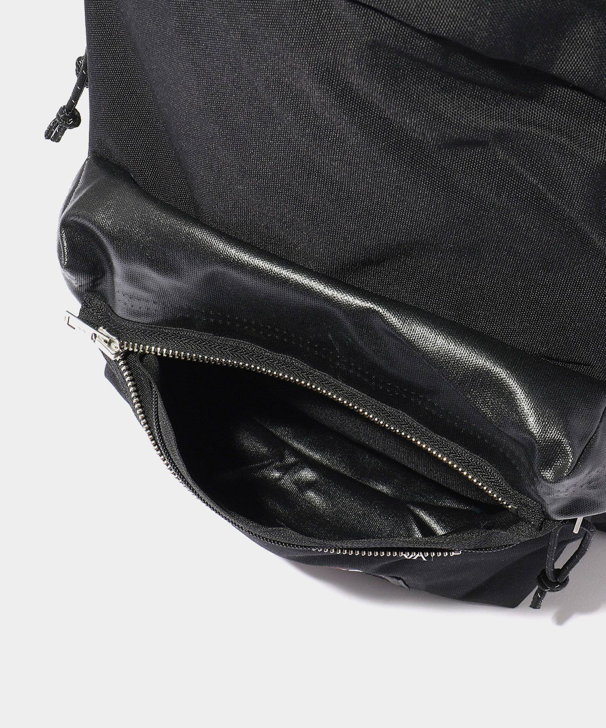 Eastpak padded pakr V.A.- V.A. ONLINE STORE