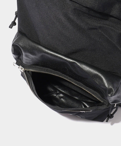 Eastpak padded pakr V.A.- V.A. ONLINE STORE
