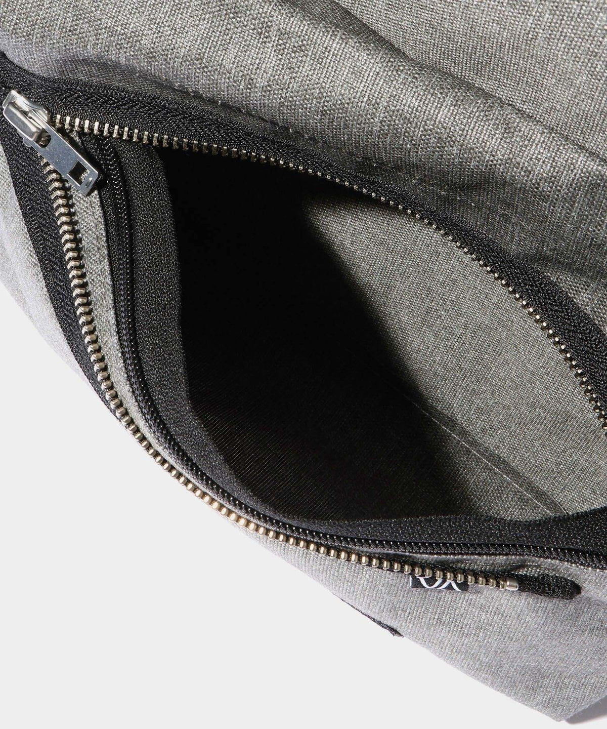 Eastpak padded pakr V.A.- V.A. ONLINE STORE