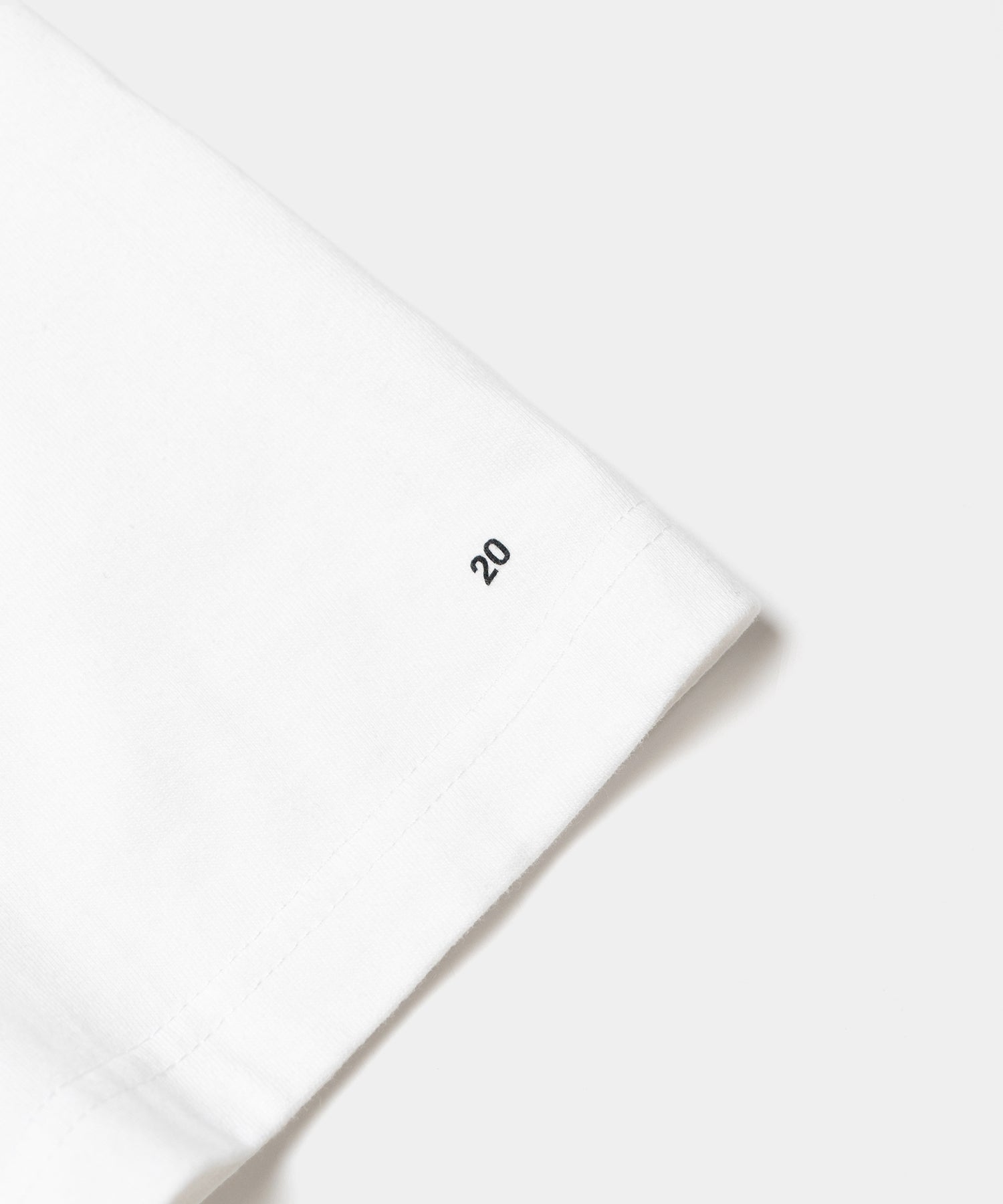 Moment（Special Book & T-Shirt Set）