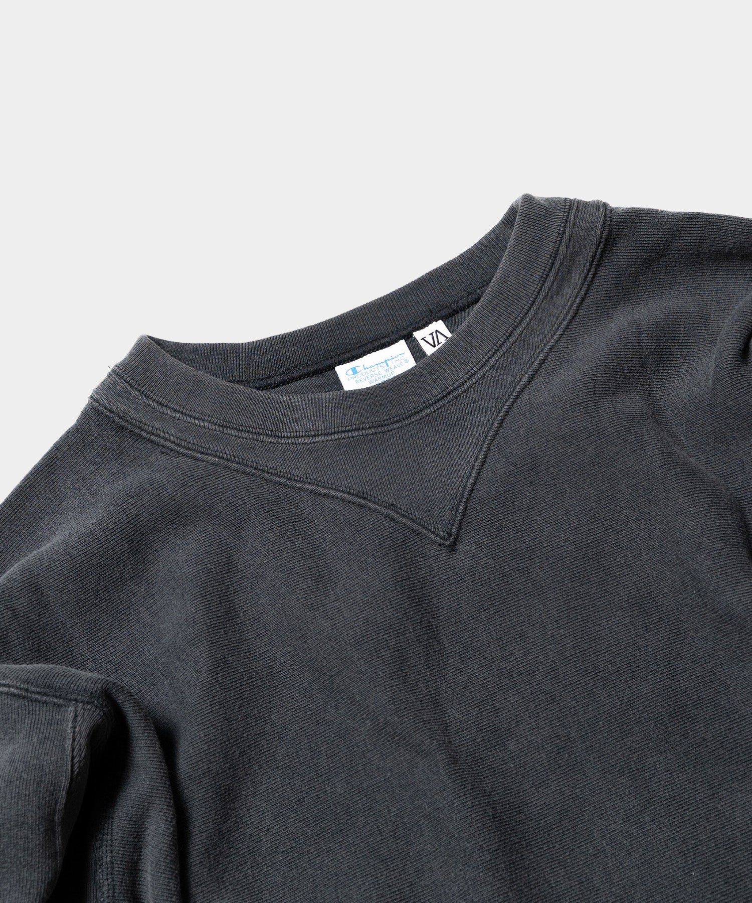 Champion REVERSE WEAVE® Vintage Wash Sweat